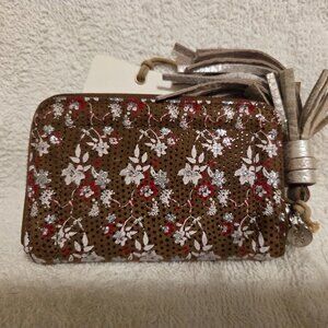 HOBO NILA SMALL ZIP AROUND WALLET